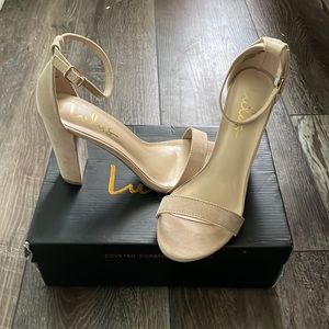 Lulus Taylor Natural Suede size 7 1/2